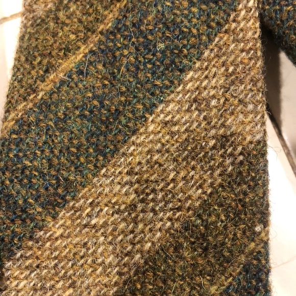 EUC vtg Pringle of Scotland Shetland tie - Picture 3 of 9